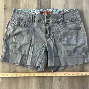 One Sons 12 Grey Shorts button pockets 4 in inseam summer shorts good condition